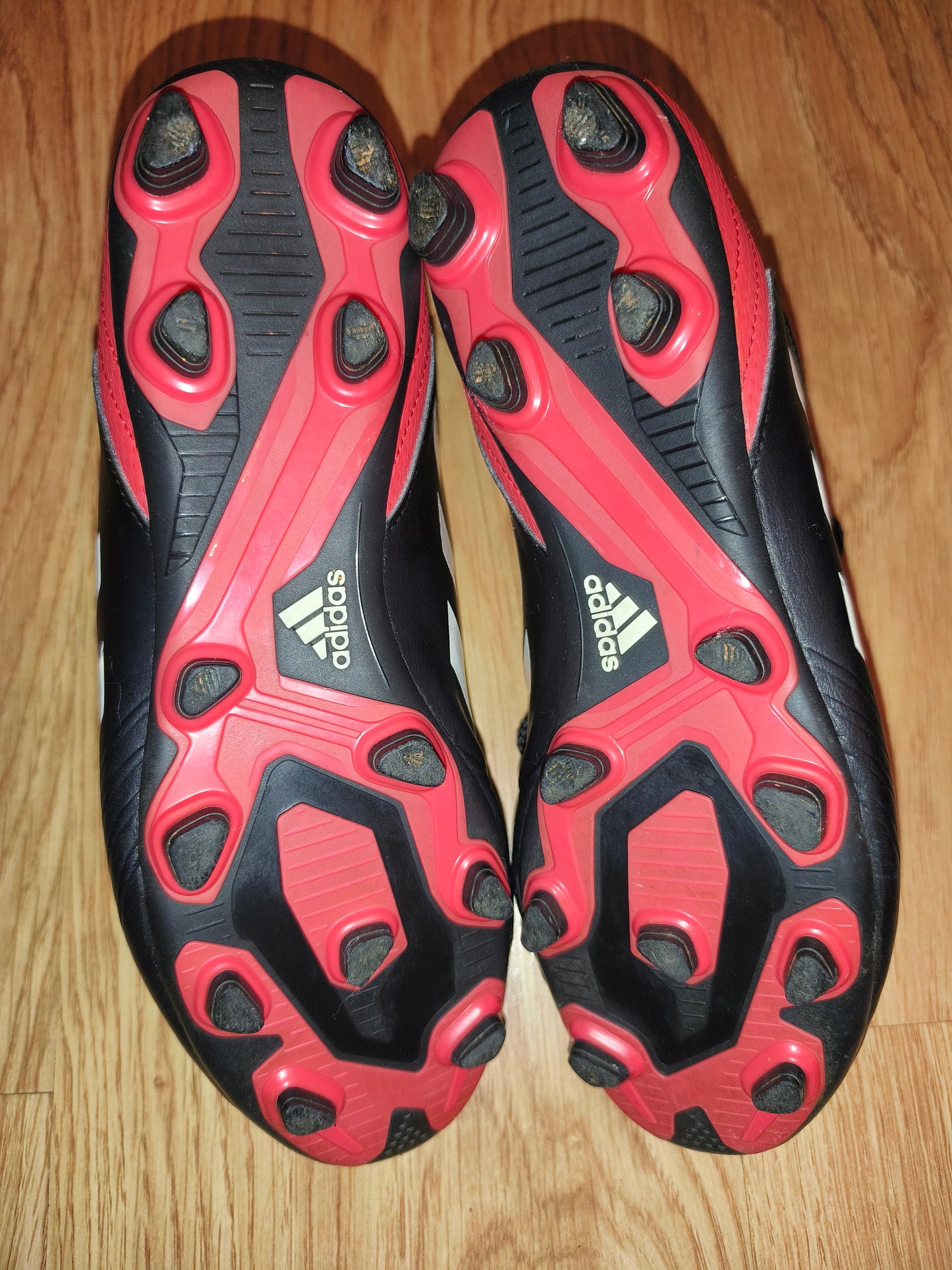 Adidas Copa 18.4 FxG Men's Soccer Cleats (Black/Red) – EUR 42 / UK 8