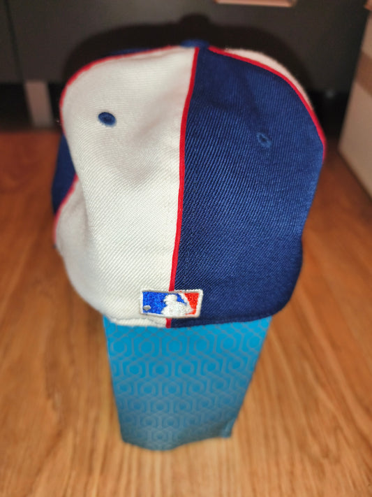 Vintage New Era 59FIFTY New York Yankees Fitted Cap – Made in USA (Size 7 3/8)