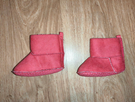 Baby Pink Faux Suede Winter Booties – Warm Fleece Lined (6–9 Months)