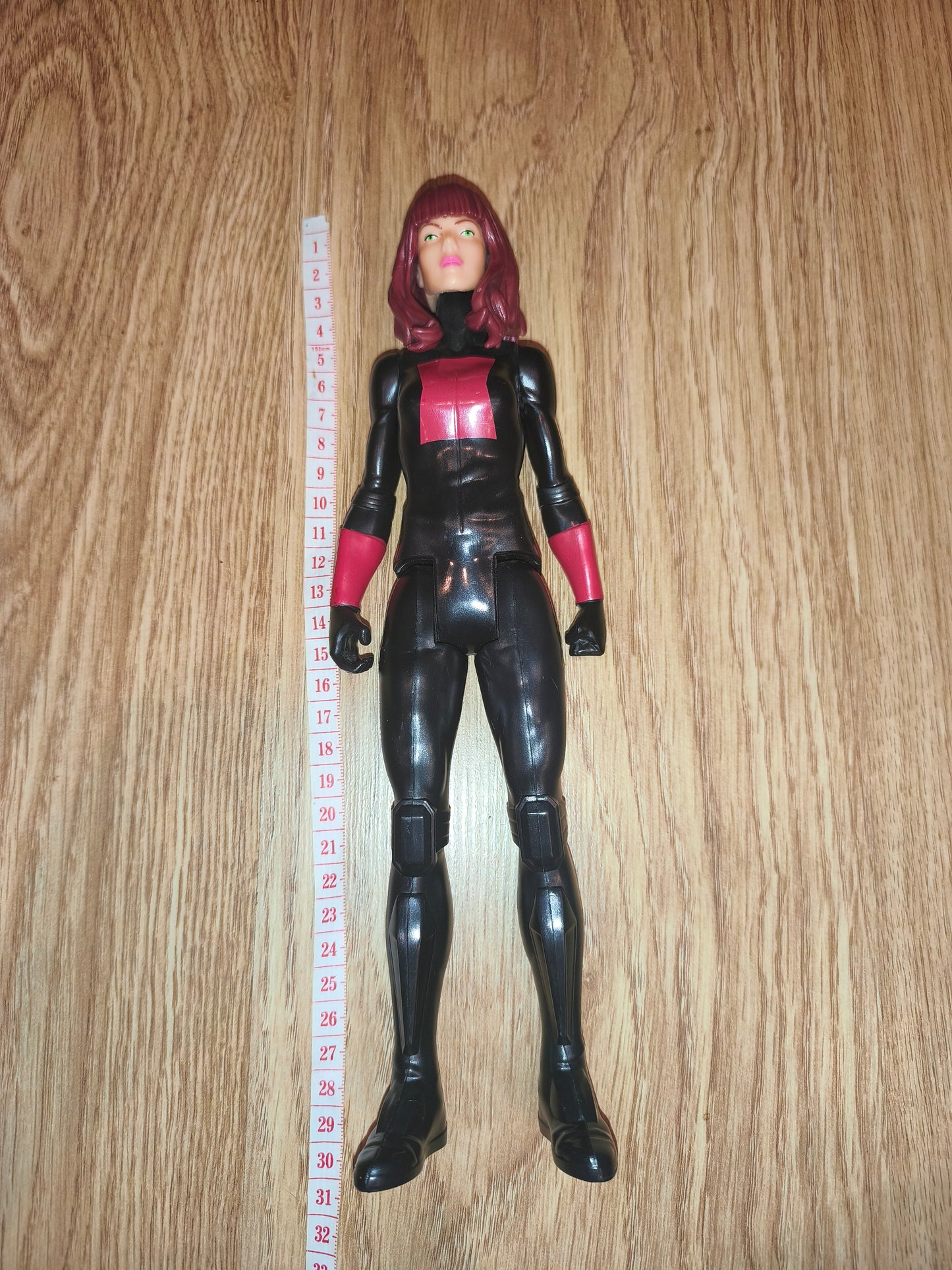 Marvel Avengers Black Widow 12" Action Figure – Hasbro 2017 (C-3632B)