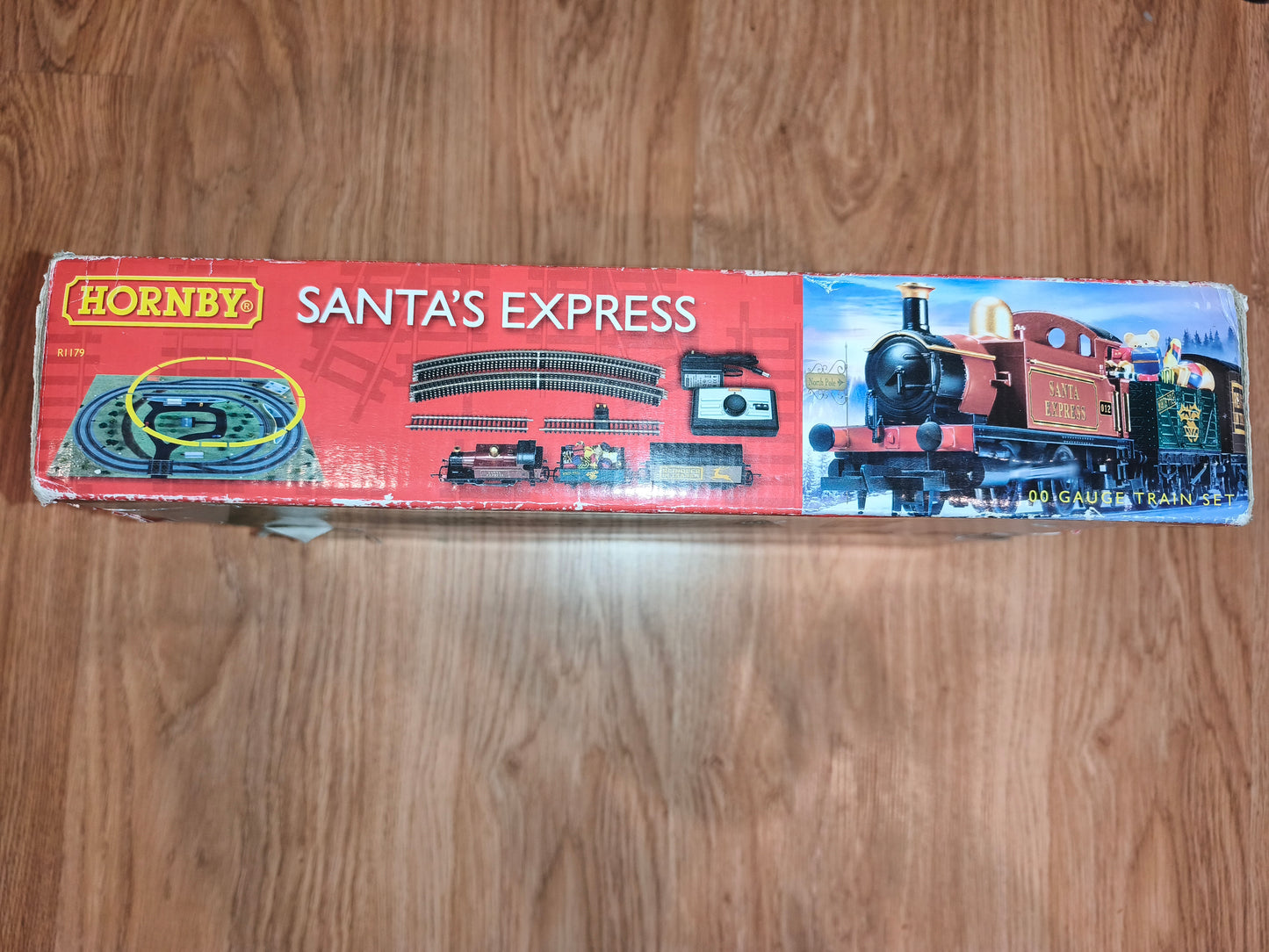 Hornby R1179 Santa's Express OO Gauge Christmas Train Set (Boxed)