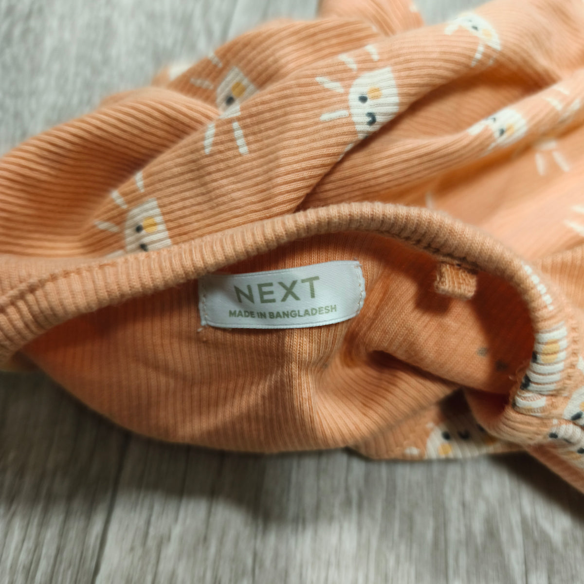 NEXT Girls Orange Sun Print Long Sleeve Ribbed Top T-Shirt Size 5-6 Yrs 116cm