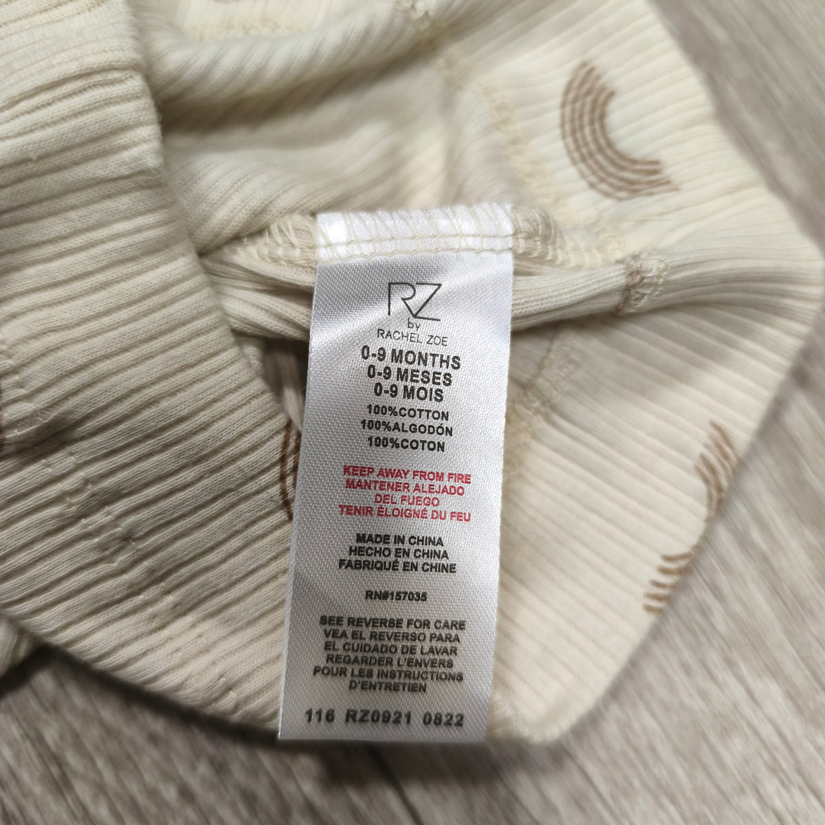 RZ Rachel Zoe Baby Beanie Hat 0-9 Months Beige Rainbow Print Ribbed Cotton Cap