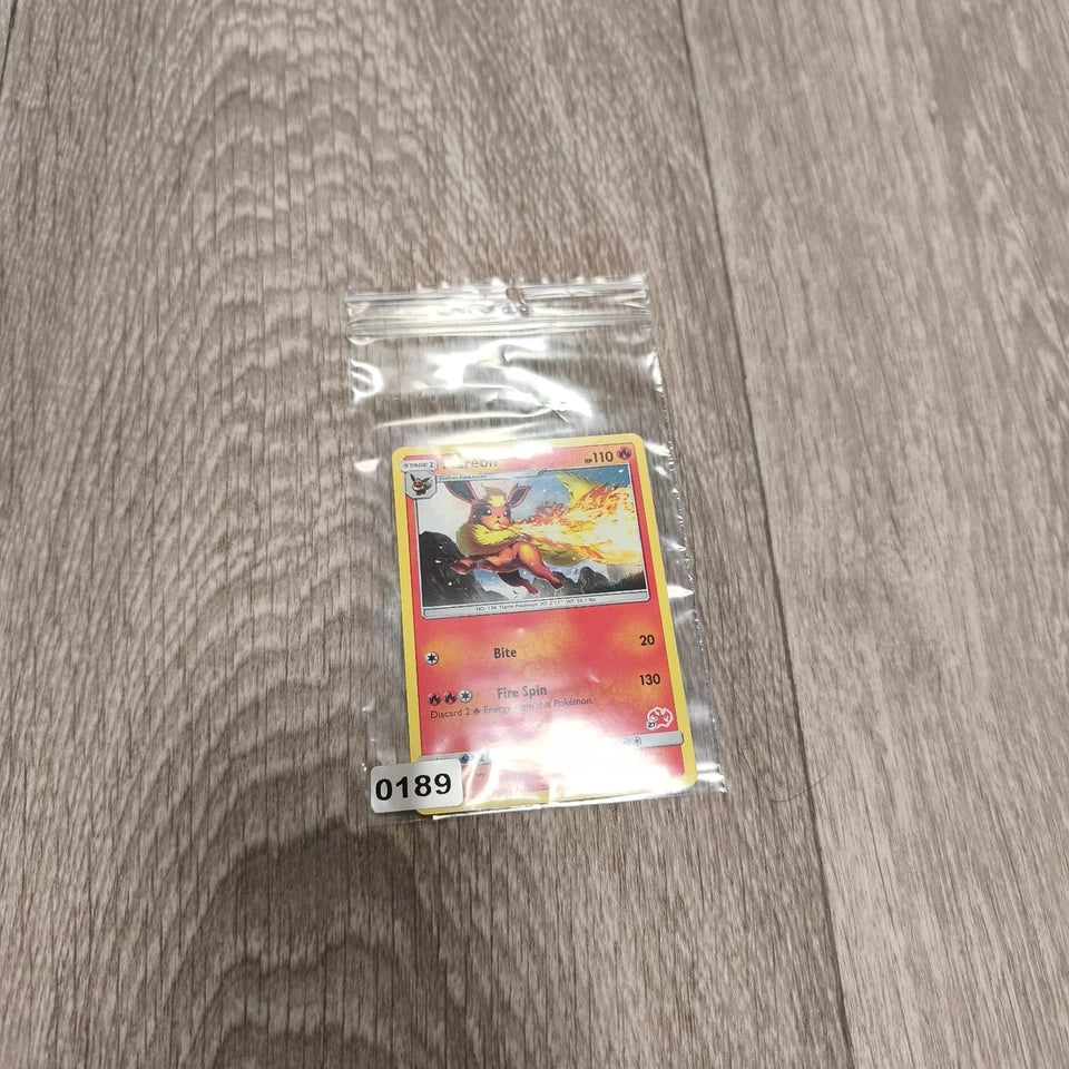 Pokemon TCG Flareon SM186 Sun & Moon Black Star Promo Card Lot of 2