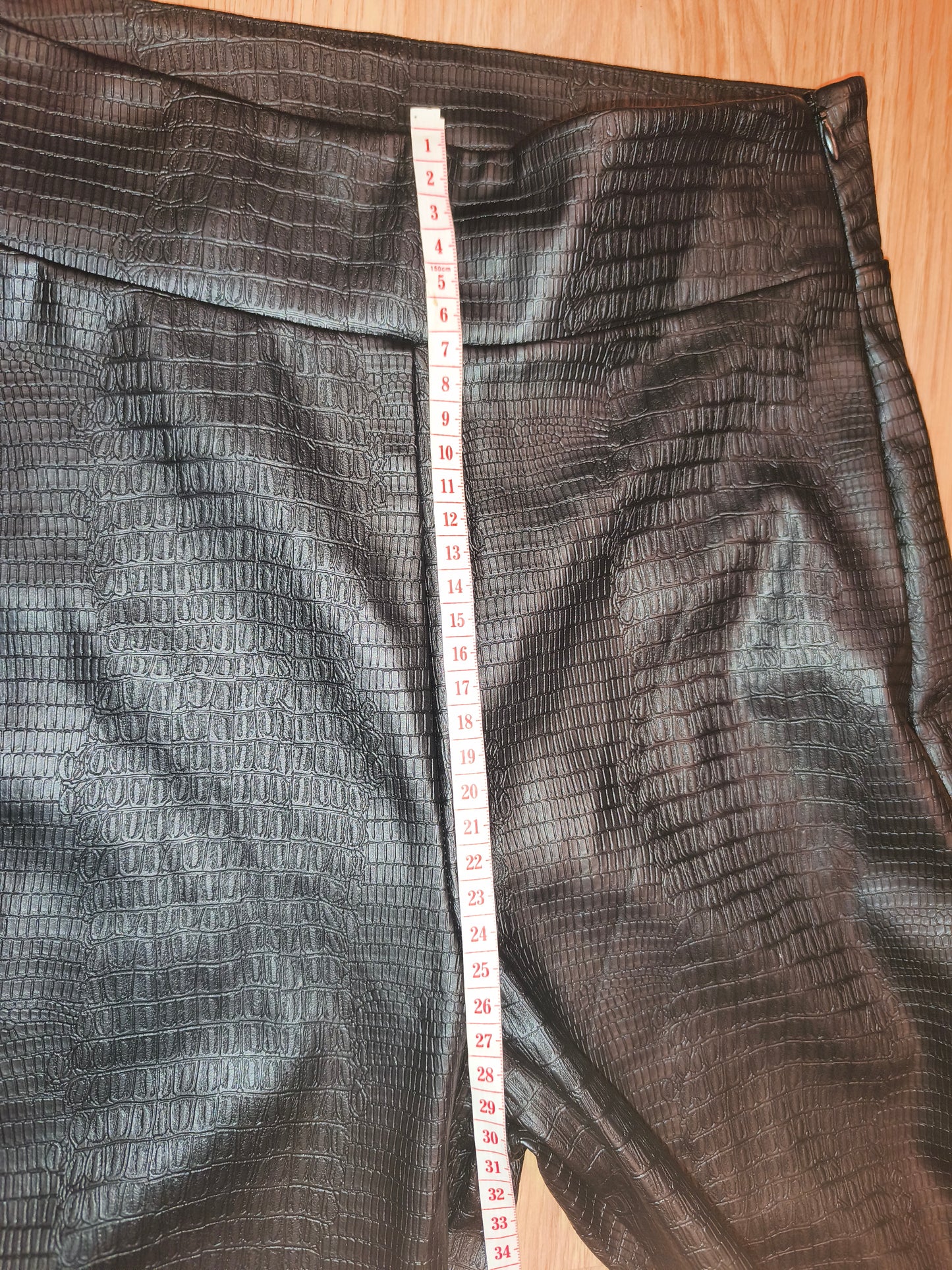 MOHITO Women's Black Croc-Embossed Faux Leather Skinny Trousers – Size XS
