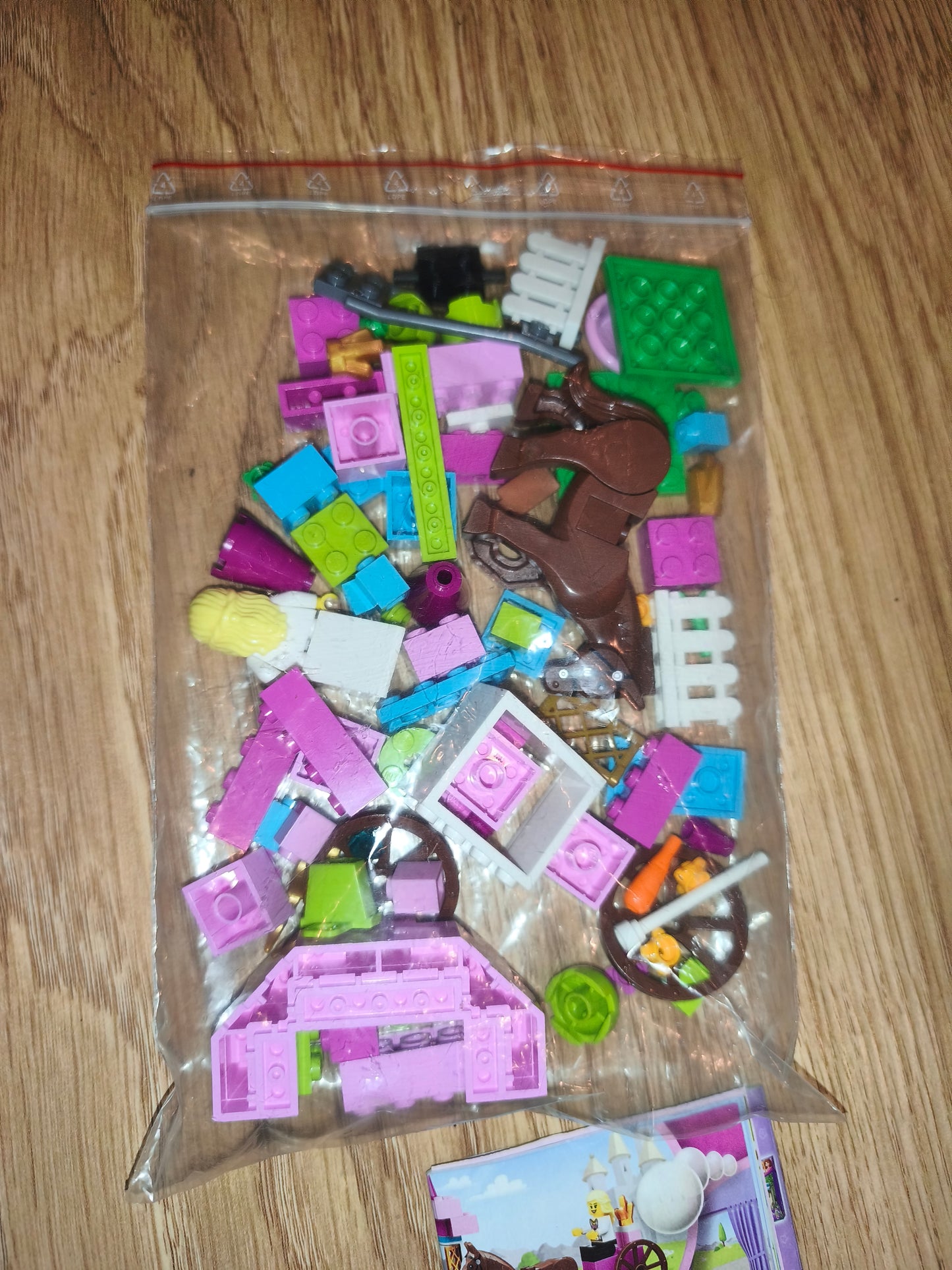 LEGO Bundle: Klutz LEGO Gadgets Activity Kit & 10656 My First Princess