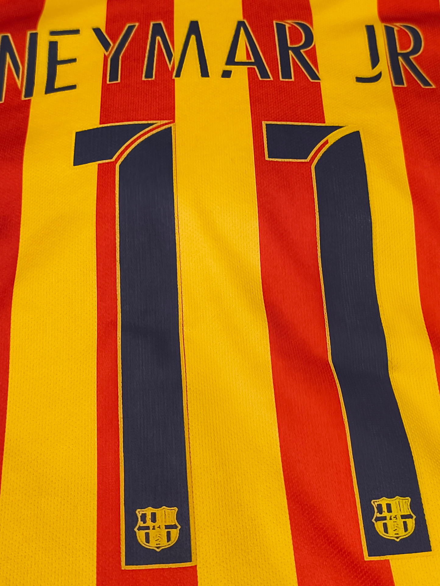 FC Barcelona 2015/16 Away Senyera Kit #11 Neymar Jr - Fan Version Jersey Size L
