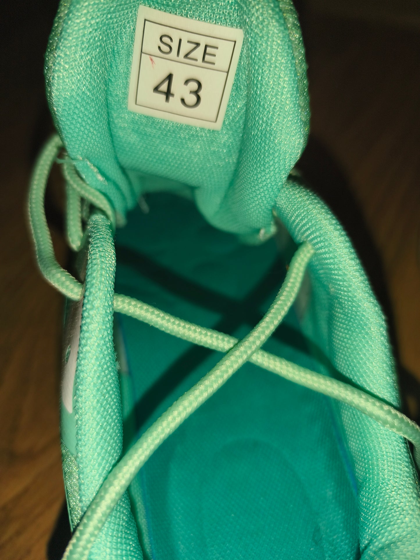 Mint Green Lightweight Breathable Running Shoes / Sneakers – Size EU 43