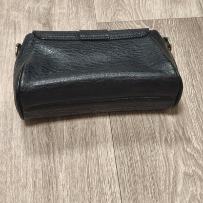 Black Textured Faux Leather Flap Crossbody Shoulder Bag Gold Hardware Lock