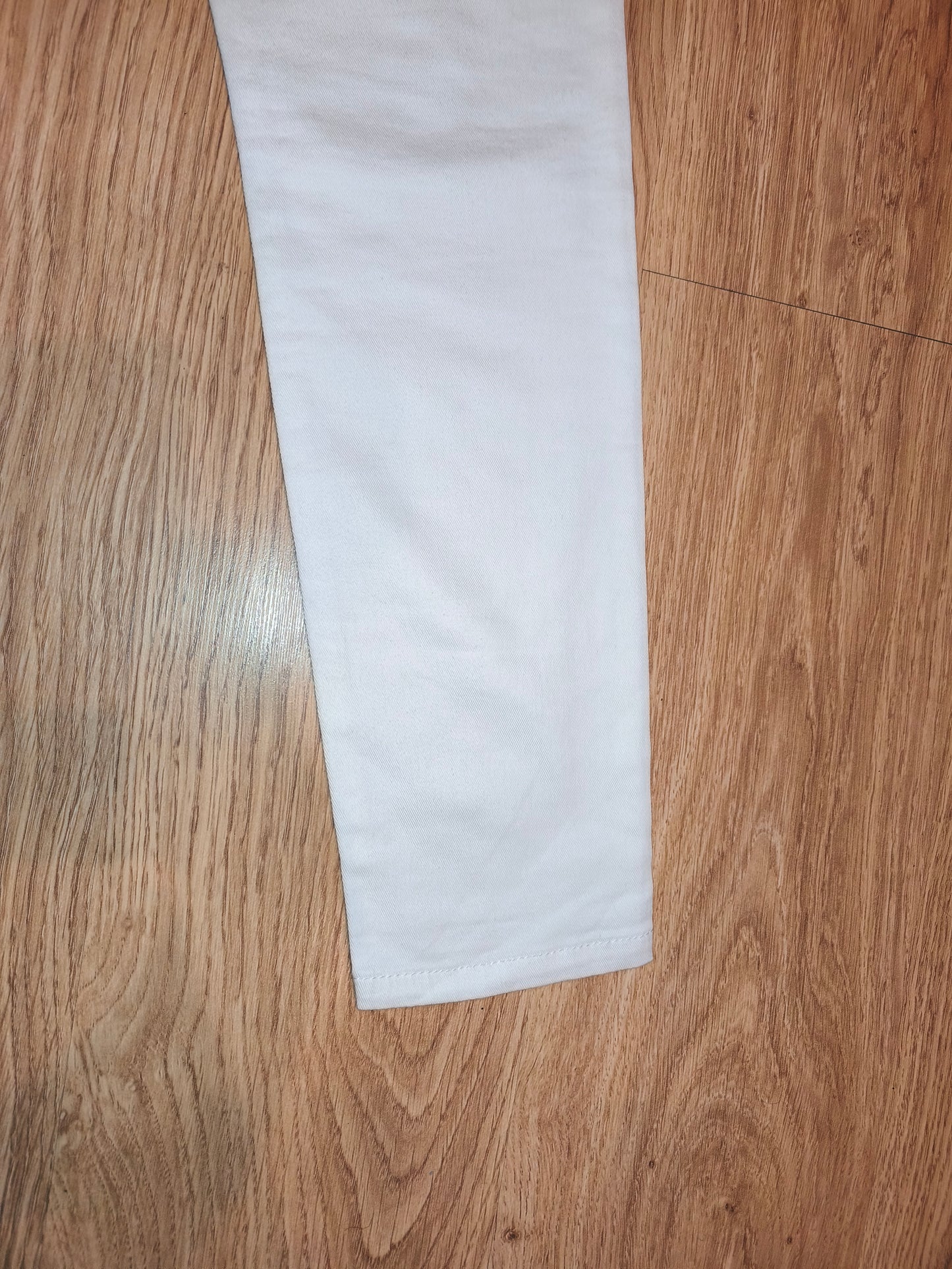 Dorothy Perkins Women’s White Slim-Fit Denim Jeans – Size 38 (EU/10 UK)