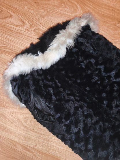 Vira Luxury Hooded Faux Fur Vest – Black & White Contrast Gilet (Size XL, Fits M/L)