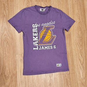 Camiseta gráfica de los Los Angeles Lakers de la NBA de LeBron James n.º 6, color morado, talla XS para hombre