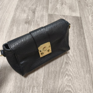 Black Textured Faux Leather Flap Crossbody Shoulder Bag Gold Hardware Lock
