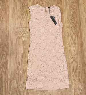 Poof Apparel rosa geblümtes Spitzenminikleid für Damen, Größe L, ärmellos, NWT