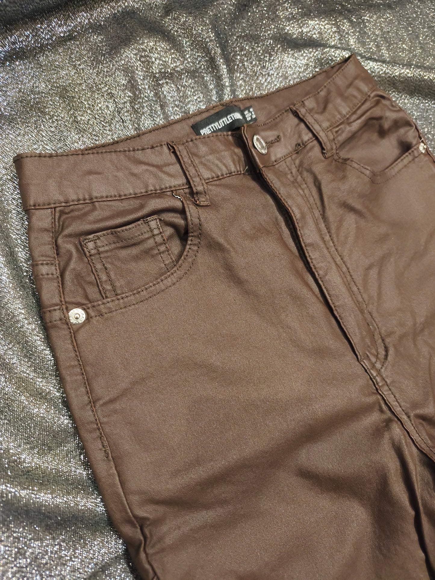 PrettyLittleThing Chocolate Brown Coated Skinny Jeans - UK 10 / US 6 - High Rise