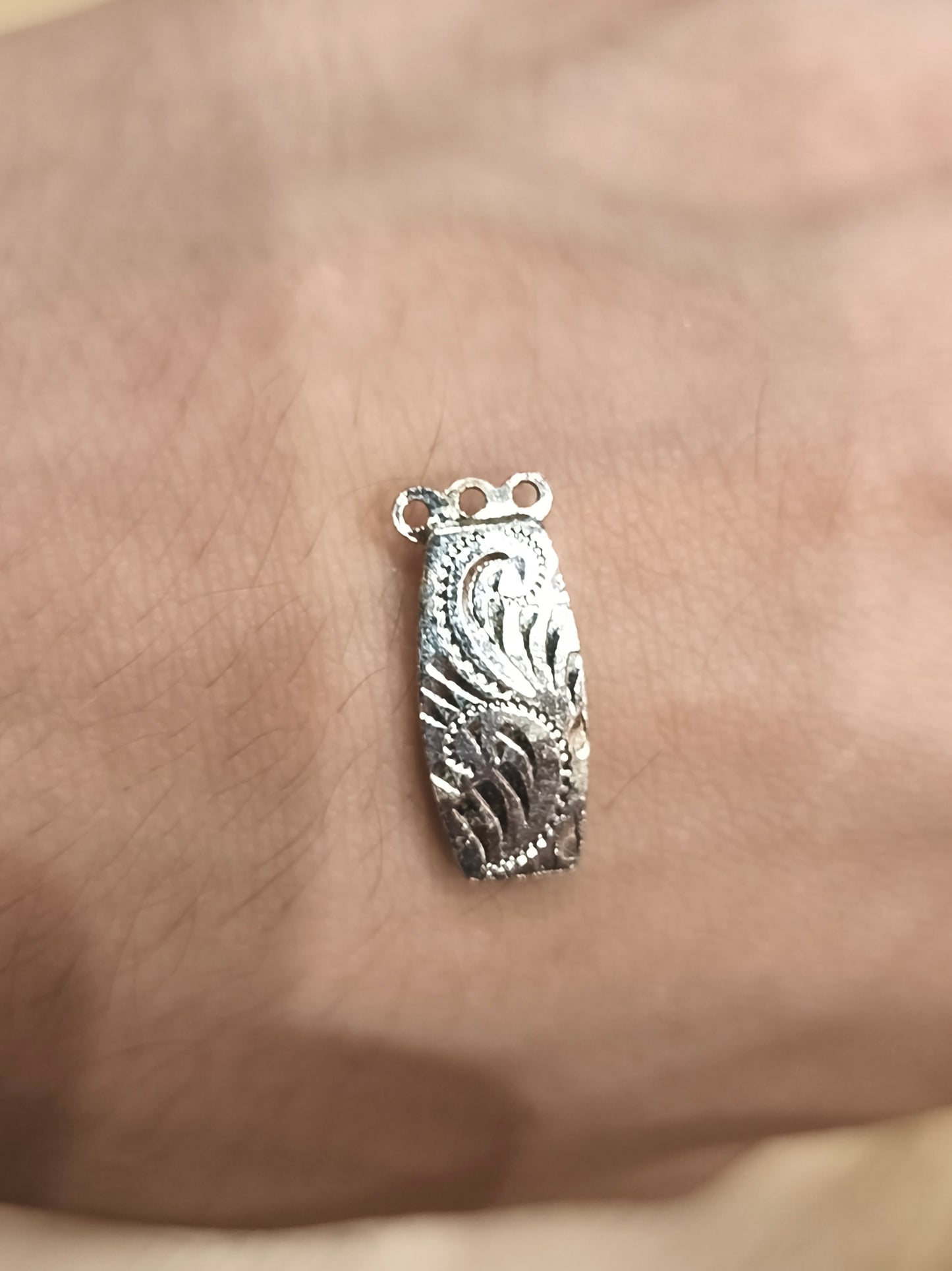 Vintage Sterling Silver 3-Strand Clasp – Engraved Floral Design, Made in England
