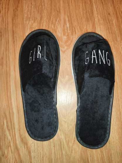 Black Velvet "GIRL GANG" Open-Toe Plush House Slippers