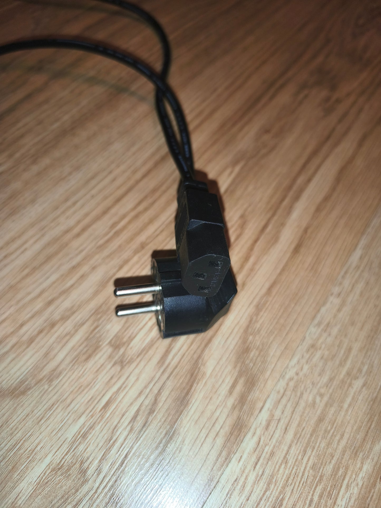 EU Schuko to IEC C13 Power Cable | Standard 3-Pin PC & Monitor Mains Cord