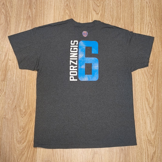 Majestic NBA New York Knicks Porzingis #6 T-Shirt Mens XL Grey Graphic Tee