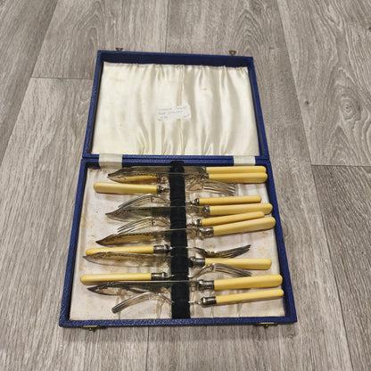 Vintage EPNS Silver Plated Fish Cutlery Set 6 Knives 6 Forks Cased 1939 Gift