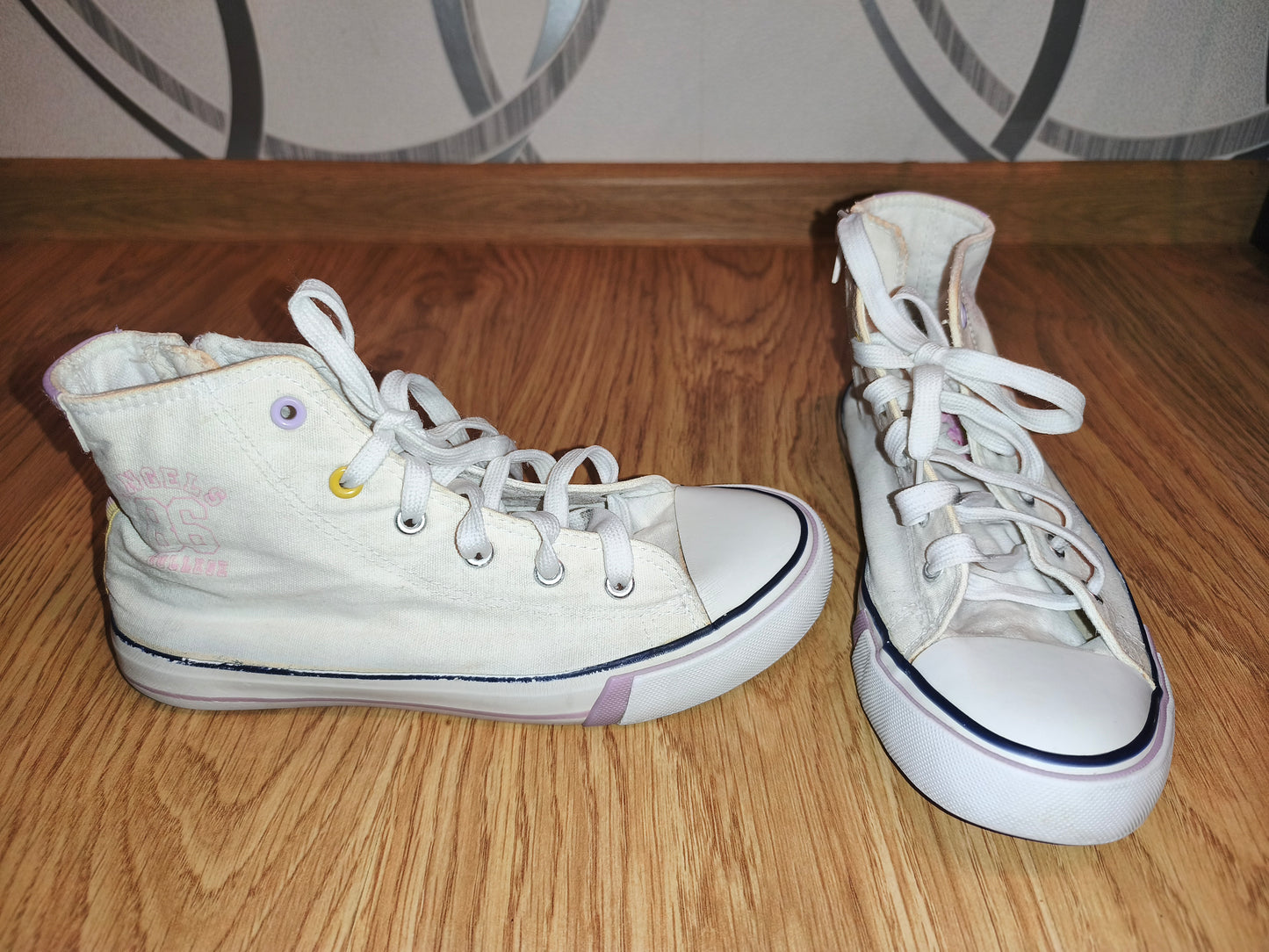 Women's/Teens White High-Top Canvas Sneakers with Side Zippers – EUR 37 (UK 4)