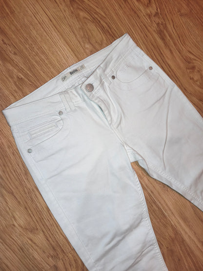 Dorothy Perkins Women’s White Slim-Fit Denim Jeans – Size 38 (EU/10 UK)