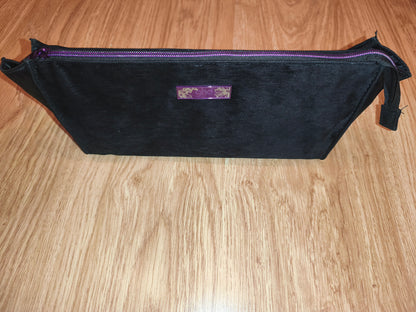 Authentic ghd Heat Resistant Hair Straightener Pouch / Cosmetic Travel Bag – Black & Purple