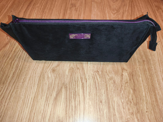 Authentic ghd Heat Resistant Hair Straightener Pouch / Cosmetic Travel Bag – Black & Purple
