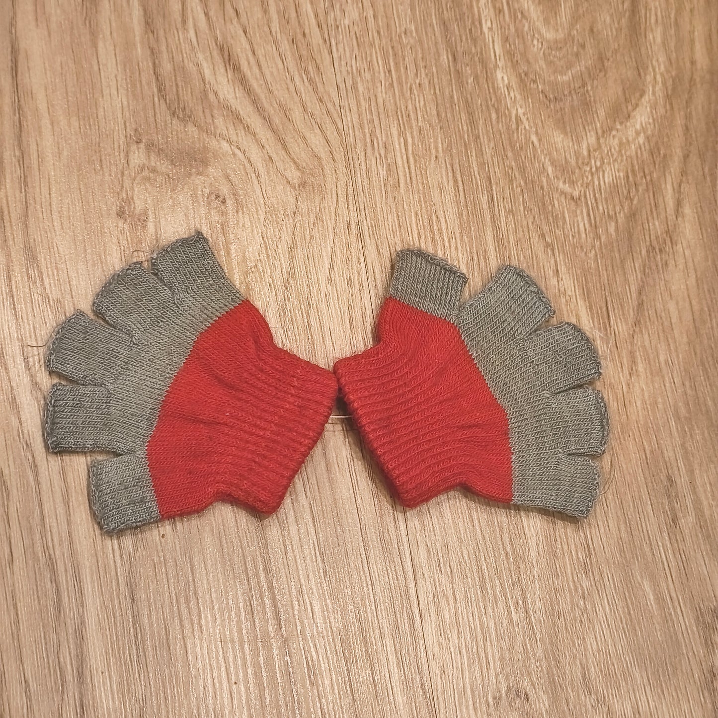 Red Grey Knit Fingerless Gloves Colorblock Wrist Warmer Mittens