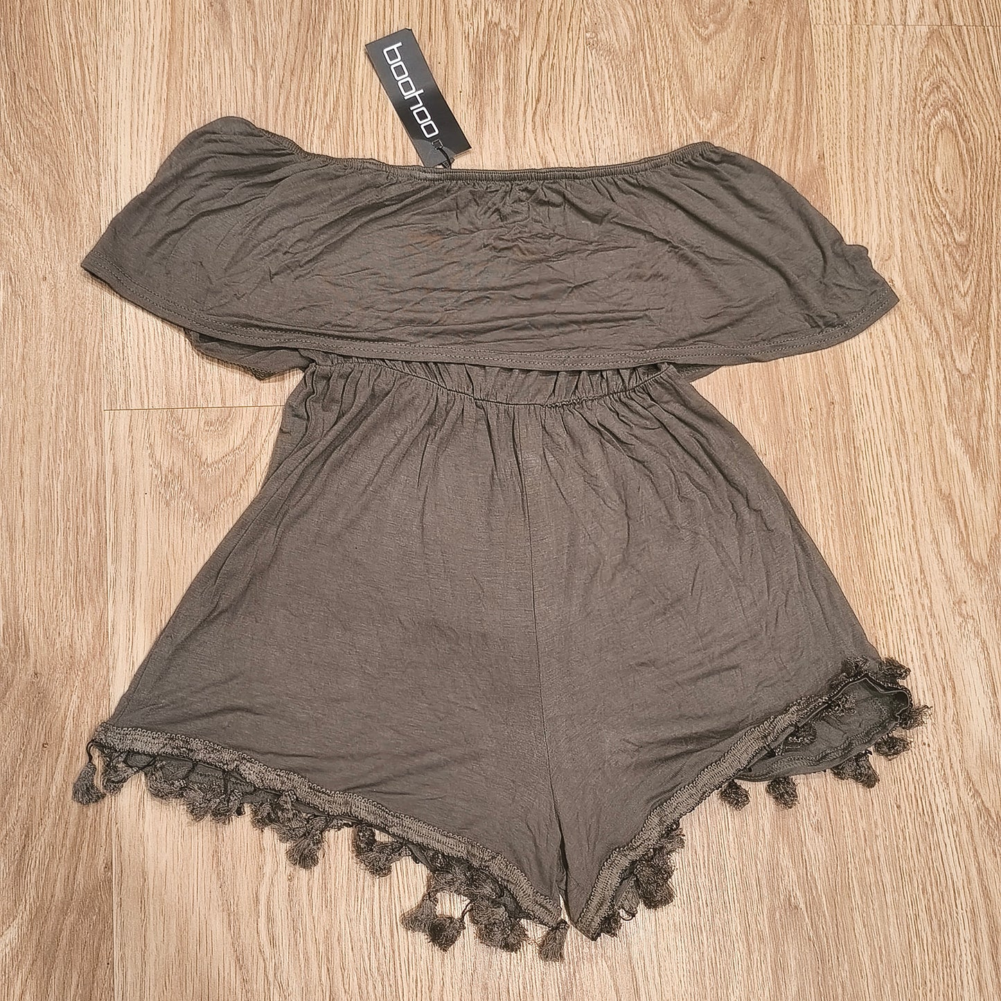Boohoo Taylor Bardot Tassel Trim Playsuit Romper Khaki Green US 6 UK 10 NWT