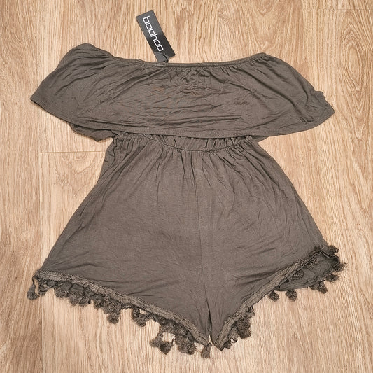 Boohoo Taylor Bardot Tassel Trim Playsuit Romper Khaki Green US 6 UK 10 NWT