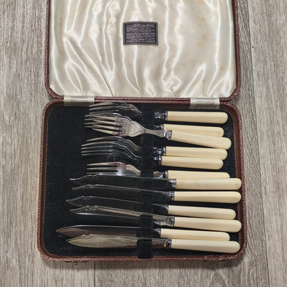 Vintage Sheffield Chrome Plate Cased Fish Cutlery Set 12Pc Faux Bone Knives Fork