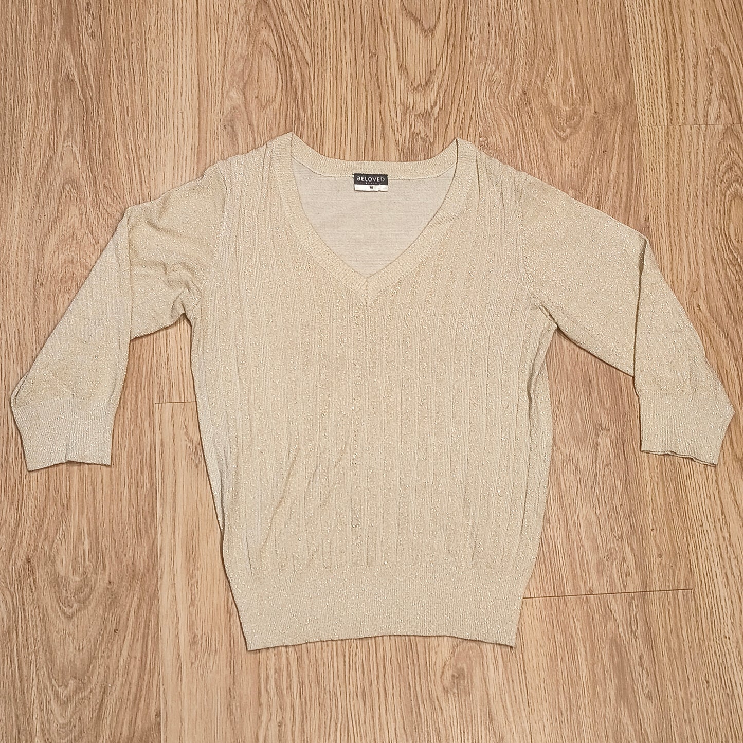 BELOVED WOMAN Gold Metallic Shimmer V-Neck Sweater Size M 3/4 Sleeve Knit Top
