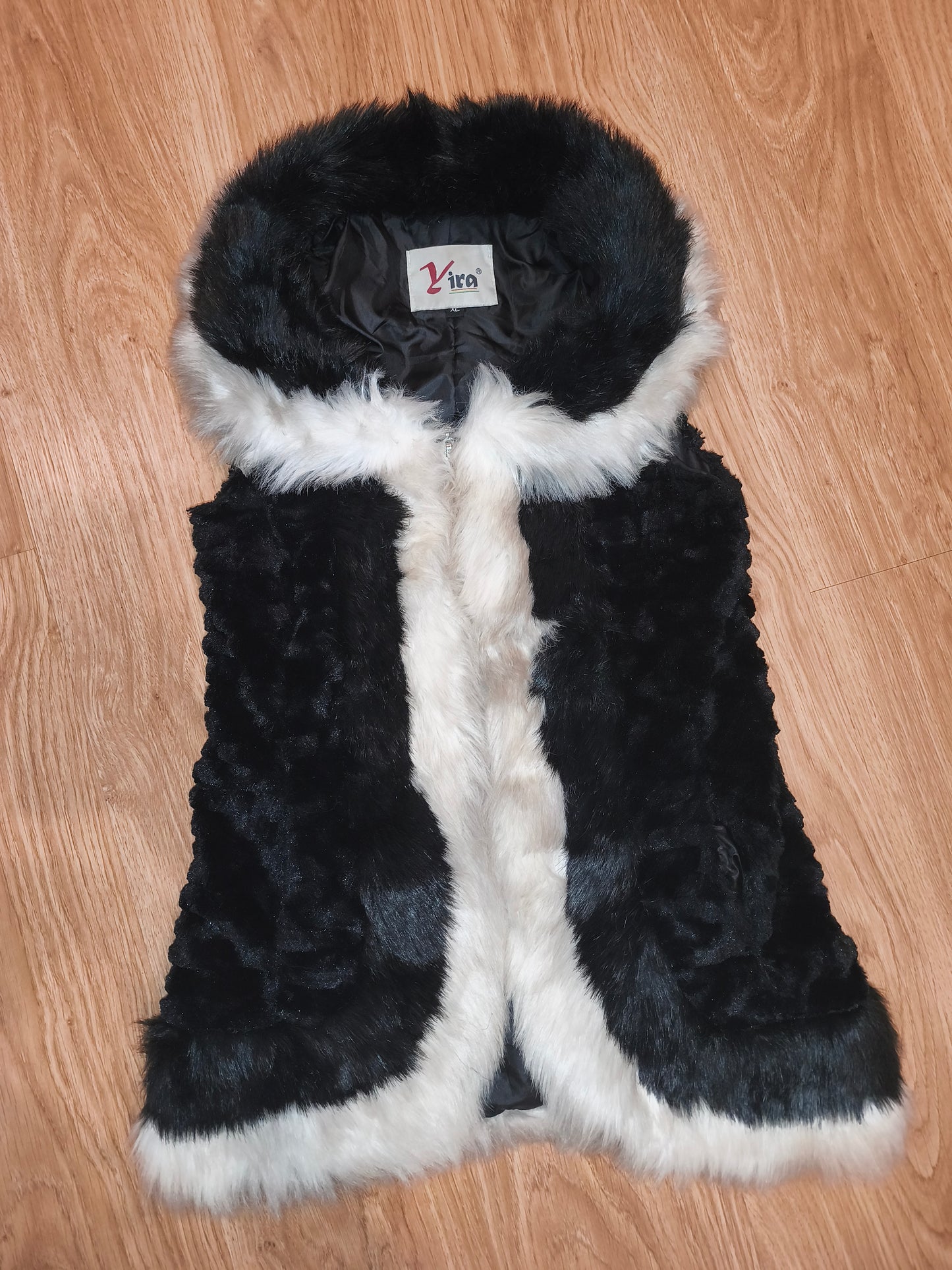 Vira Luxury Hooded Faux Fur Vest – Black & White Contrast Gilet (Size XL, Fits M/L)