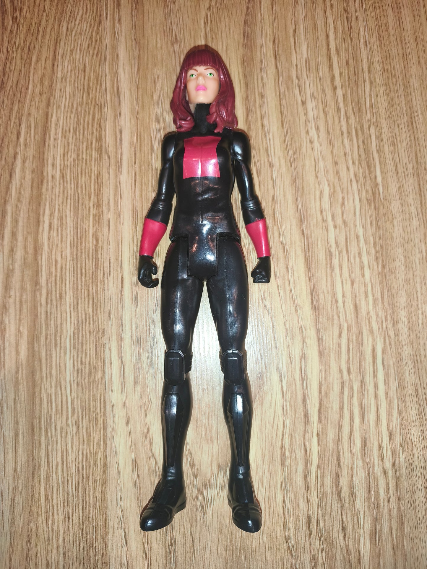 Marvel Avengers Black Widow 12" Action Figure – Hasbro 2017 (C-3632B)