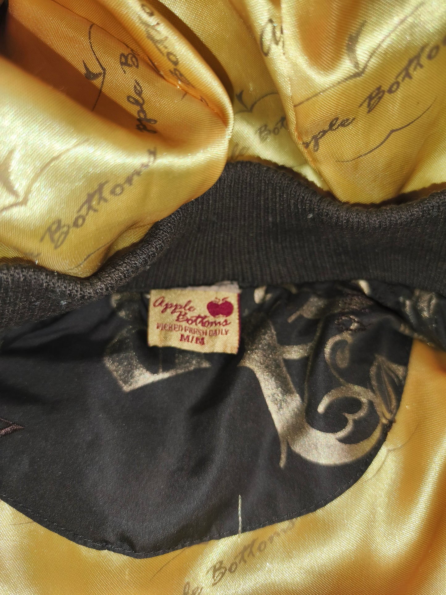 Rare VTG Apple Bottoms Real Down Puffer Vest Black Gold Satin McBling Hooded M