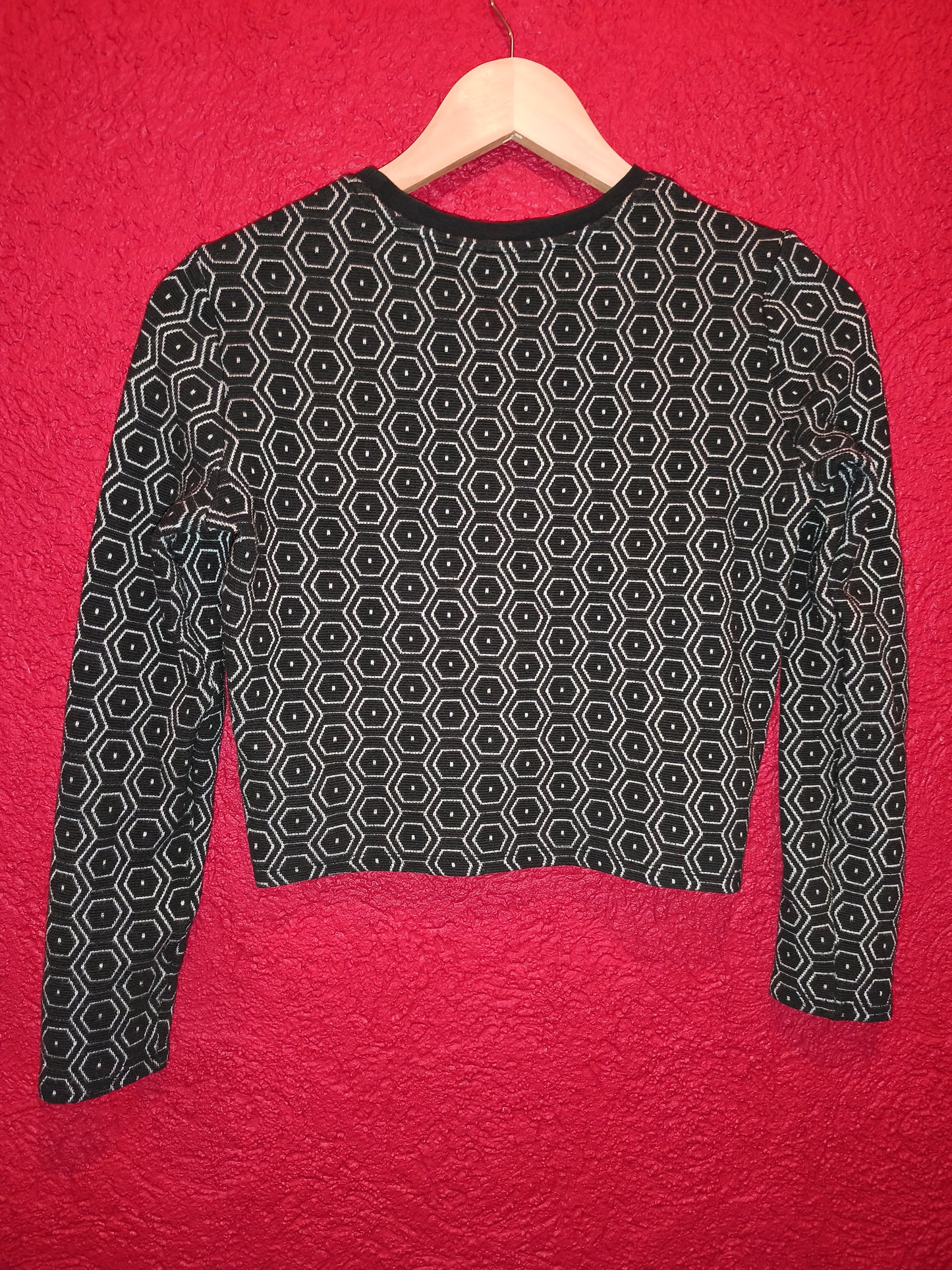 Topshop Geometric Hexagon Long Sleeve Crop Top – Size UK 6 / EUR 34 / US 2
