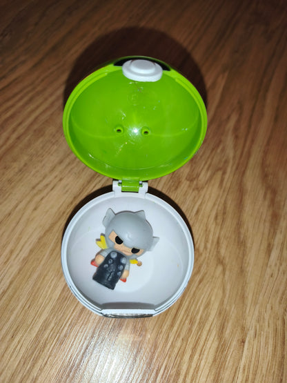 2015 Pokémon TOMY Nest Ball Pop-Open Toy with Marvel Thor Mini Figure Inside