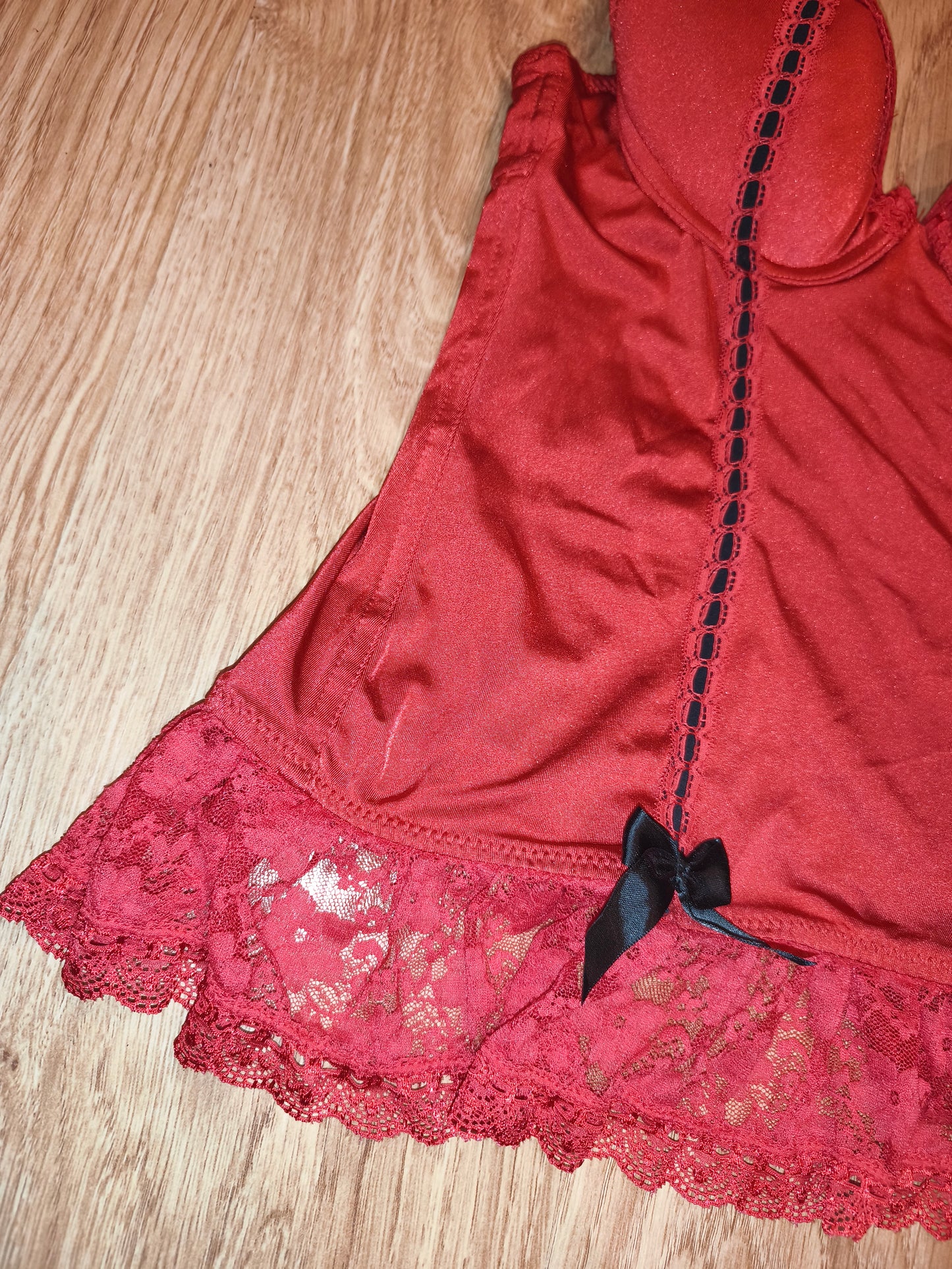 Lovehoney Lingerie Red Lace Corset Bustier Camisole – Black Bows & Hook-Eye Back, Size M