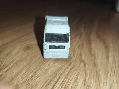 Vintage MAN TGX / TGA Tractor Unit "Tesco" Promotional Die-Cast Truck – White (Play-Worn)