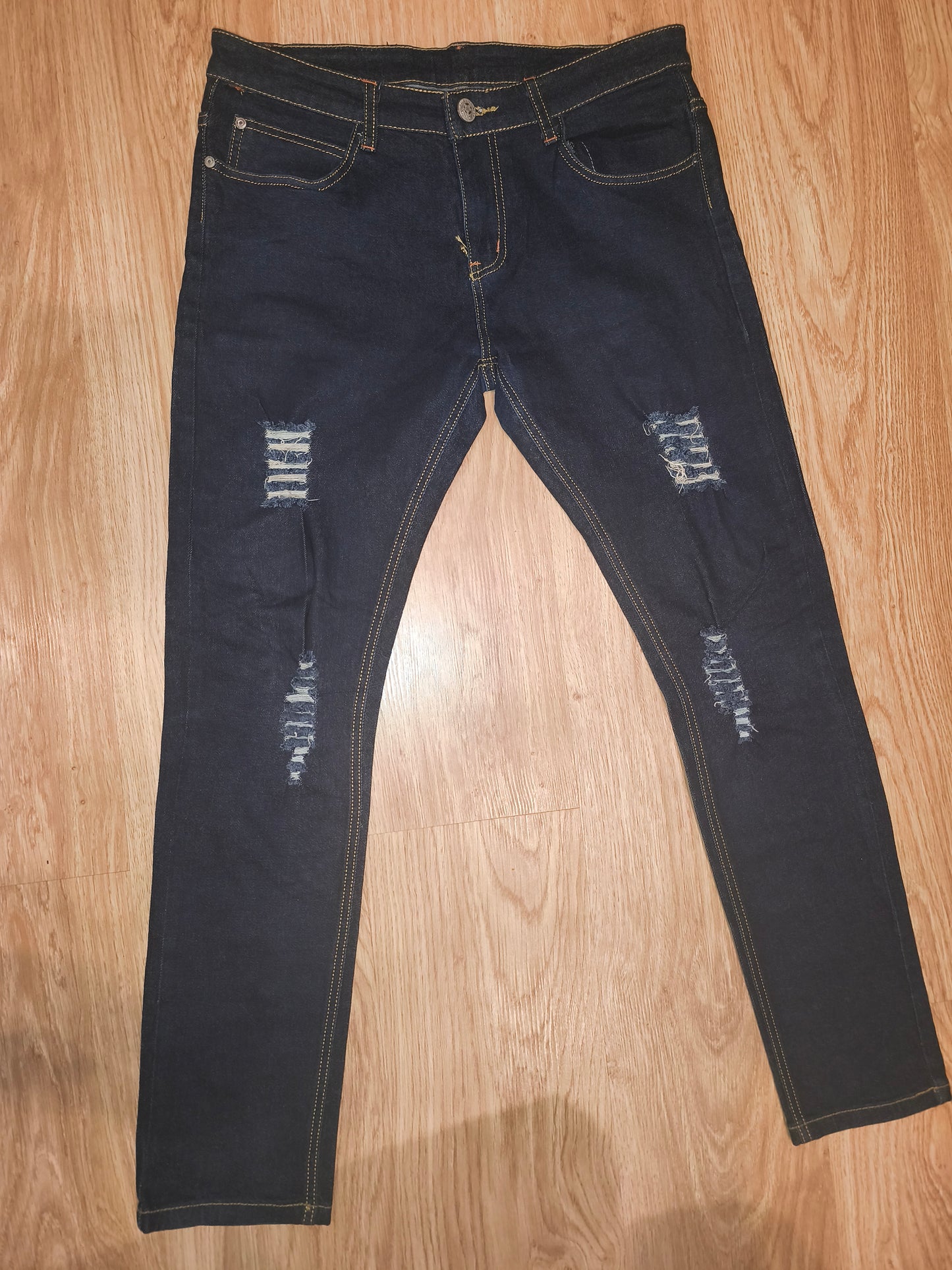 Beverly Hills Polo Club Men’s Dark Wash Distressed Slim Fit Jeans – W34
