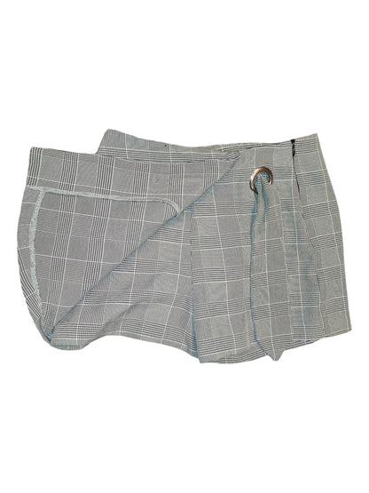 Women's Grey Plaid Wrap-Style Mini Skort with Ring Detail (Defective Zipper)
