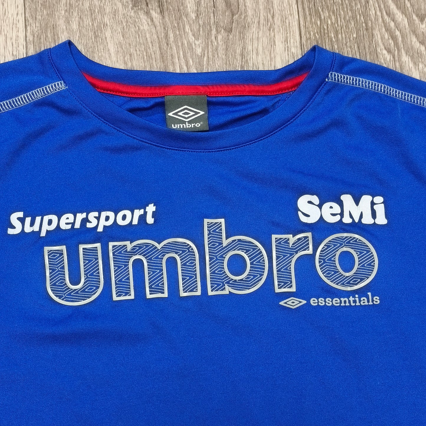 Umbro Supersport SeMi Essentials Blue Short Sleeve T-Shirt Graphic Spain Patch