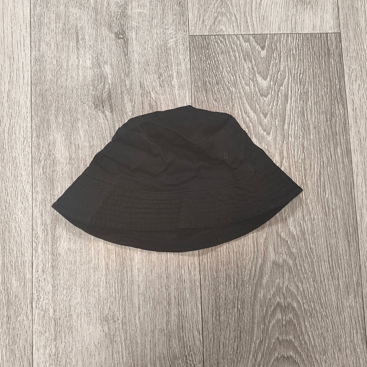H&M PlayStation Black Embroidered Logo Bucket Hat Kids Youth Size 7-12 Yrs