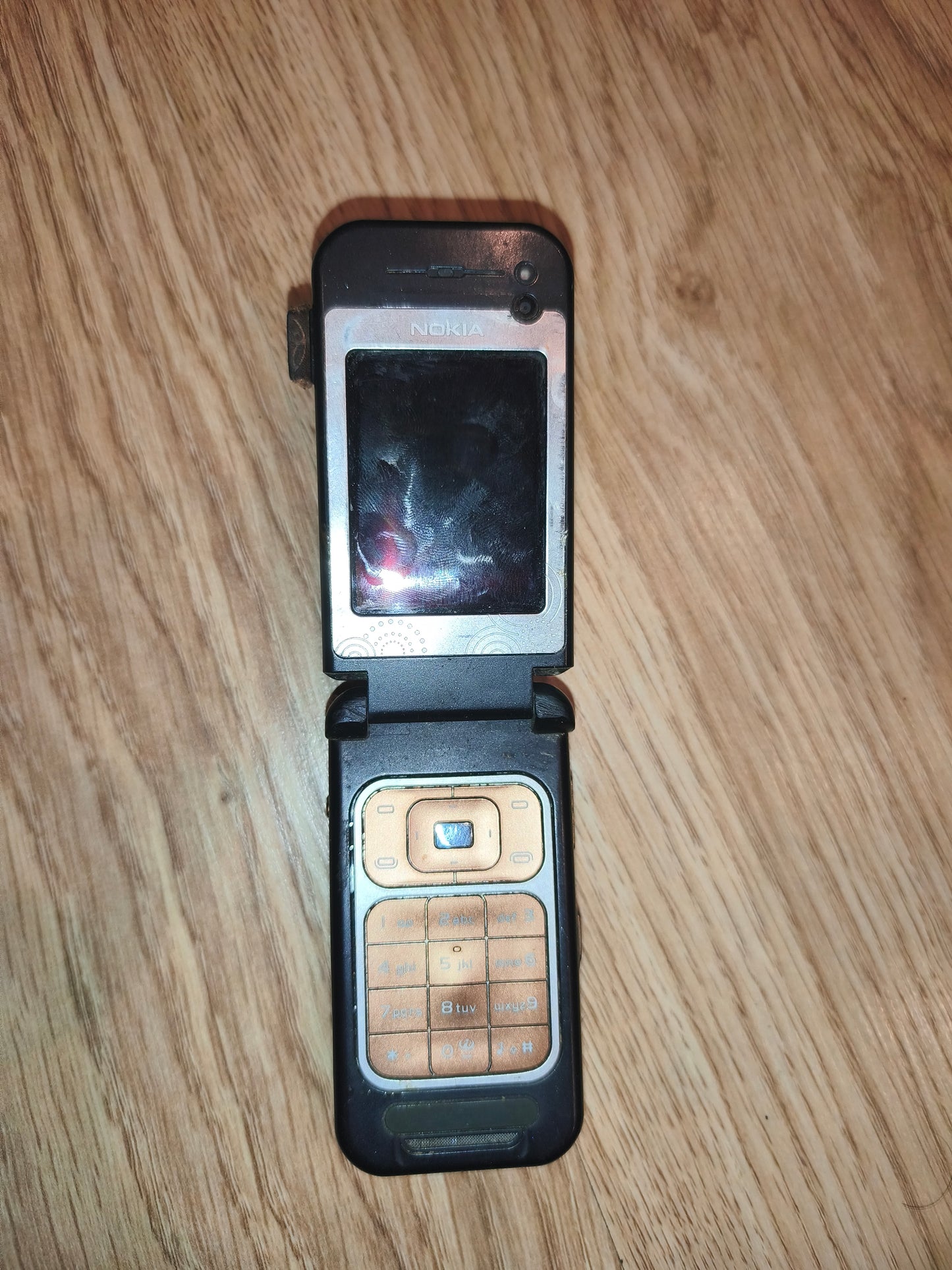 Vintage Nokia 7390 L'Amour Collection – Bronze/Brown (Partially Working / Main Screen Faulty / For Repair)