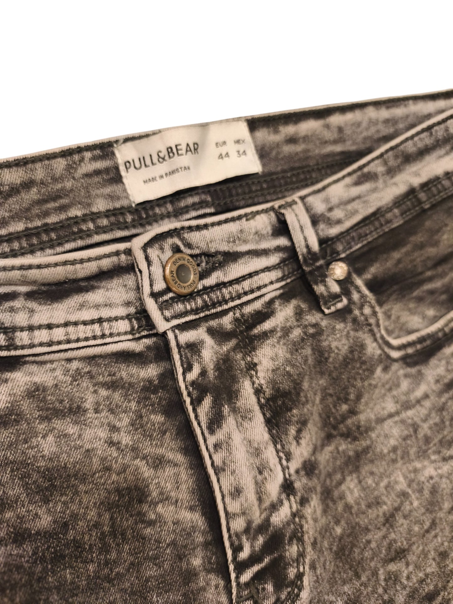 Pull&Bear Men's Grey Acid Wash Ripped Skinny Jeans - Size EUR 44 / MEX 34