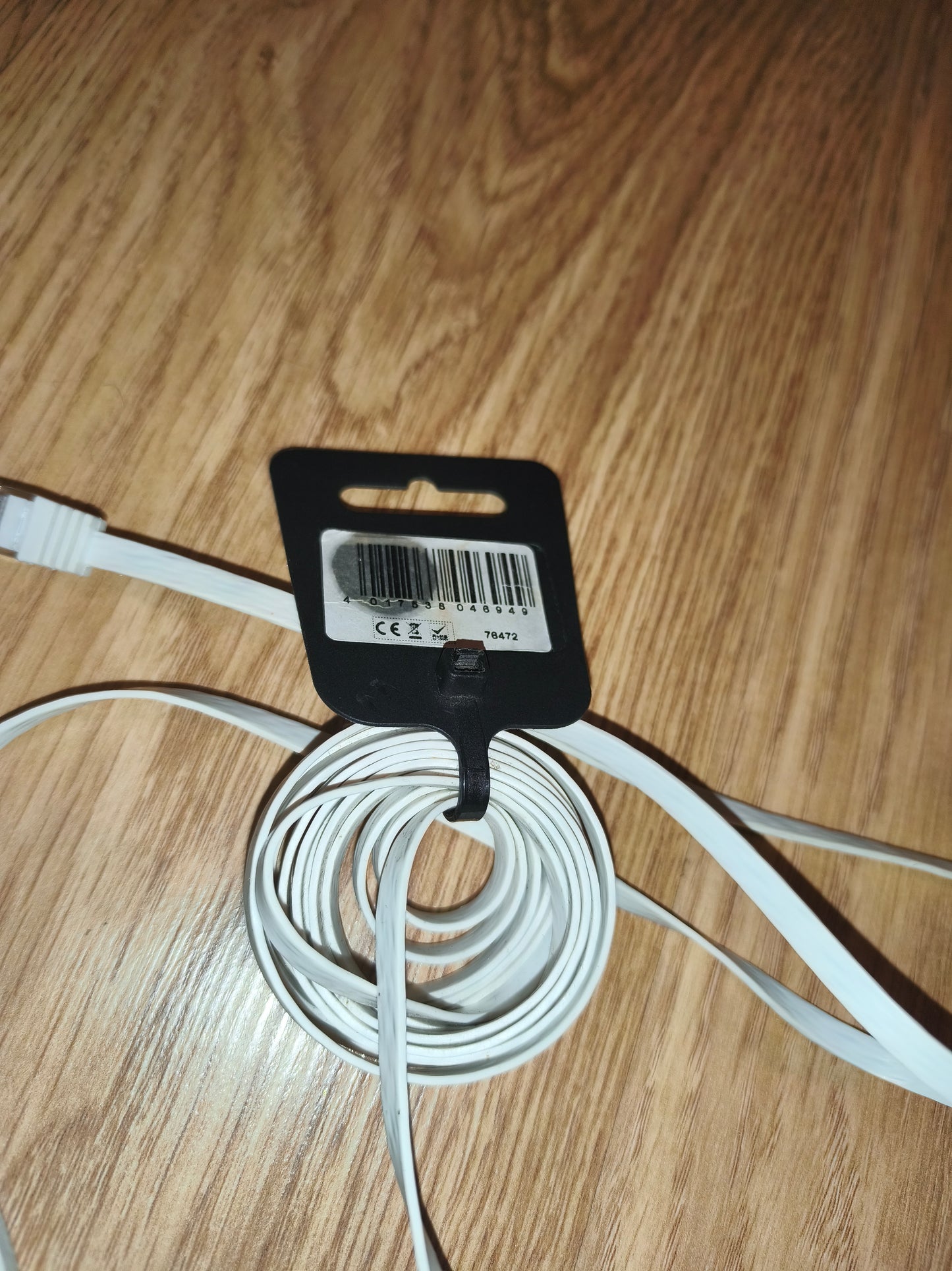 Slim Flat Cat6 U/UTP Ethernet Patch Cable – 3m White High-Speed LAN Cord
