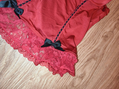 Lovehoney Lingerie Red Lace Corset Bustier Camisole – Black Bows & Hook-Eye Back, Size M