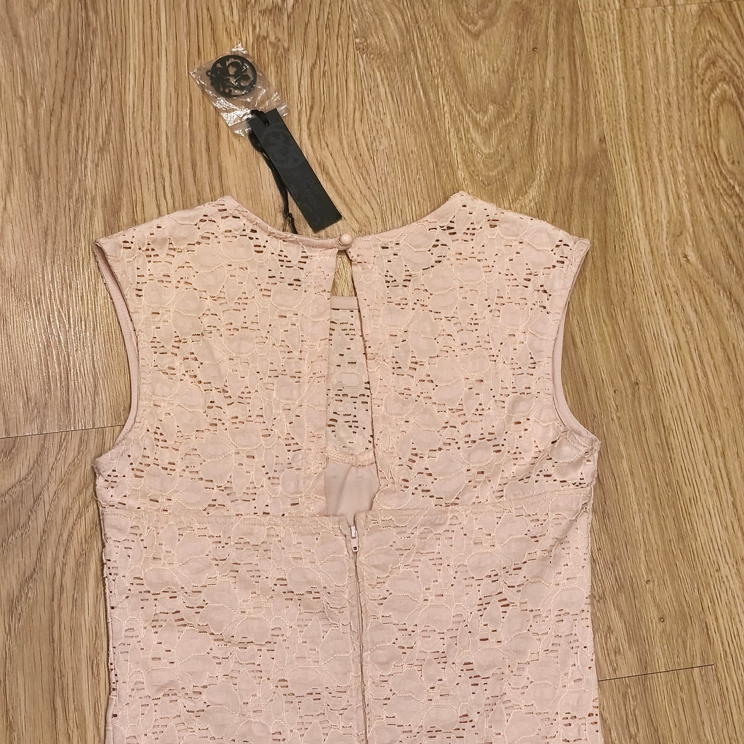 Poof Apparel Pink Floral Lace Mini Dress Womens Large Sleeveless NWT