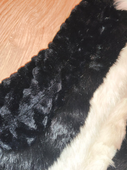 Vira Luxury Hooded Faux Fur Vest – Black & White Contrast Gilet (Size XL, Fits M/L)